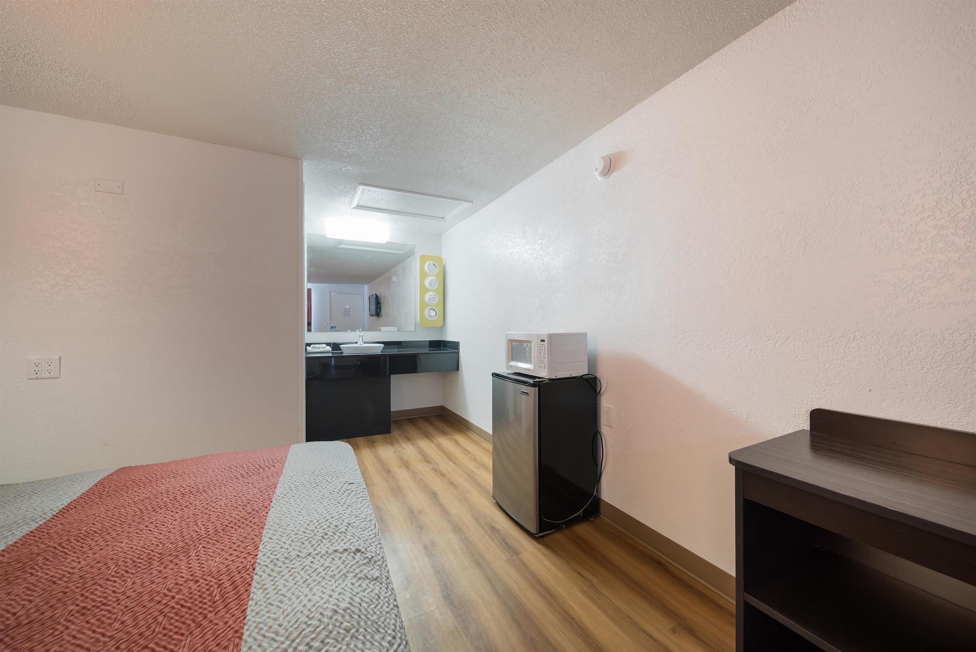 Motel 6-Hamburg, Ny מראה חיצוני תמונה